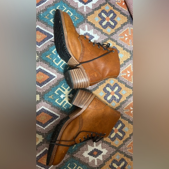 Redwing Clara Boots - Picture 3 of 4